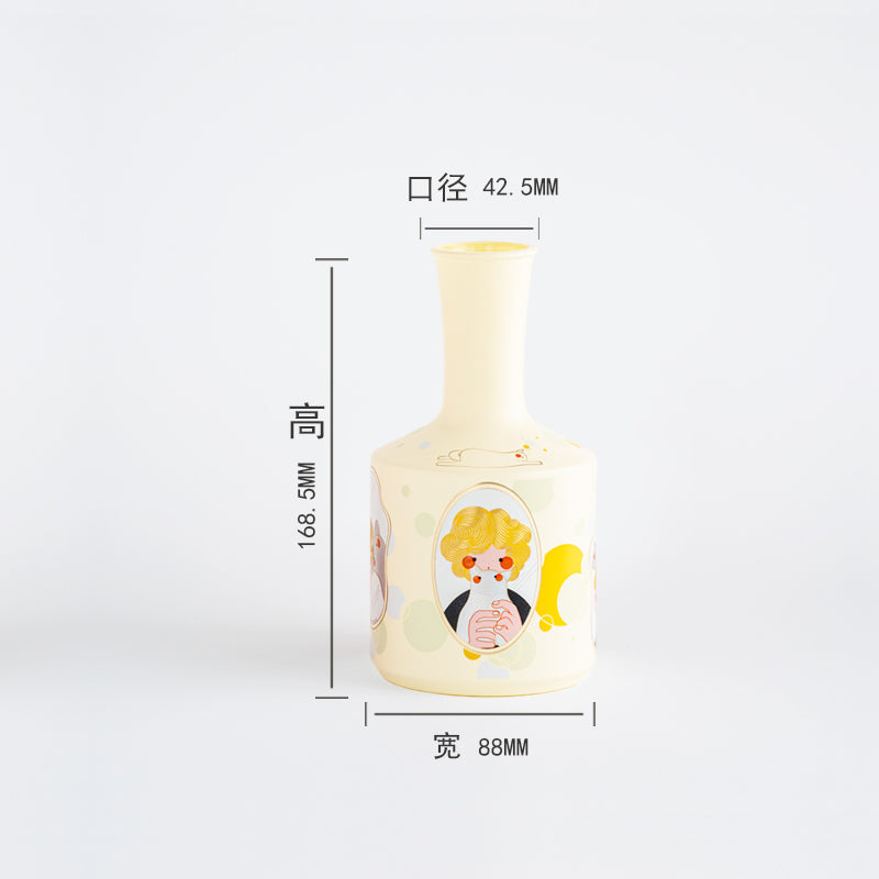 Dreamy Cat Embrace Vase